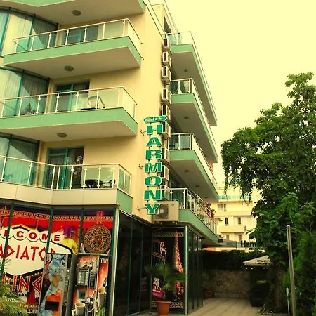 酒店 Harmony 阳光海滩